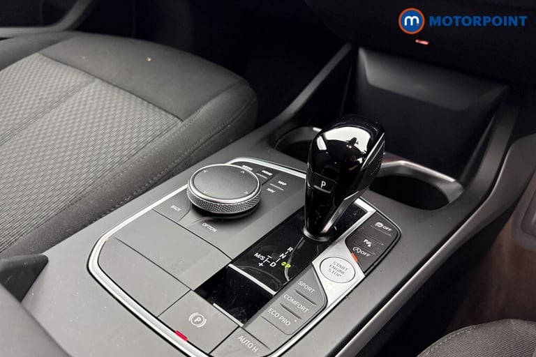 2024 BMW 1 Series 118i [136] SE 5dr Step Auto [Live Cockpit Pro] Hatchback Petrol Automatic
