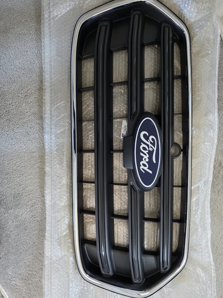 Ford Transit Mrk 9 grille 