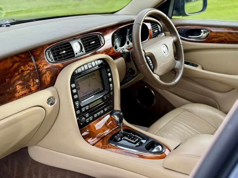 2009 Jaguar XJ 2.7 TDV6 Executive X358