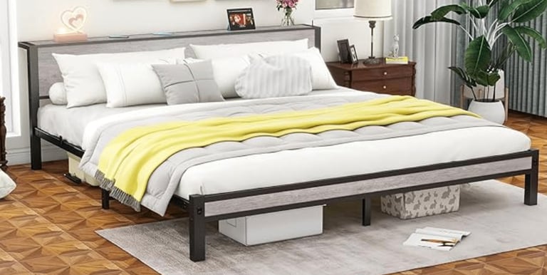 image for Super King metal and wood bed frame - North Oxford