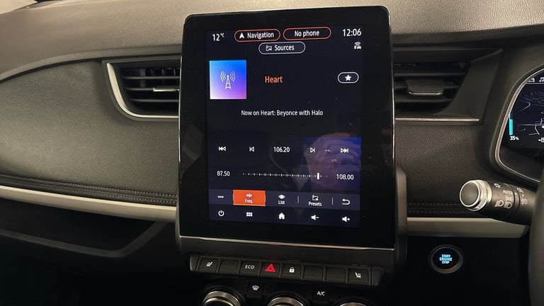 2022 Renault Zoe 100kW GT Line + R135 50kWh Rapid Charge 5dr Auto HATCHBACK ELECTRIC Automatic