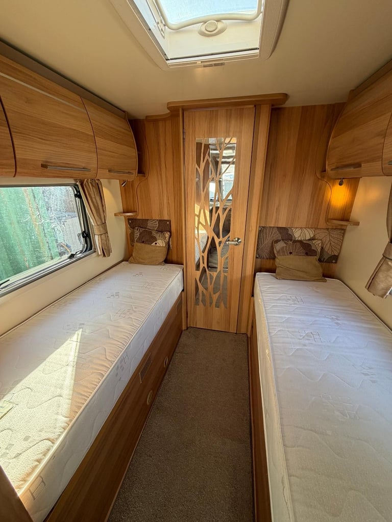 Bailey Pegasus GT65 Rimini 4 berth 2013 mover ***GREAT CONDITION***