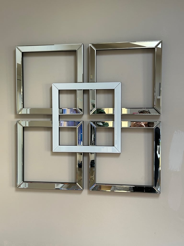 Large squares mirror
