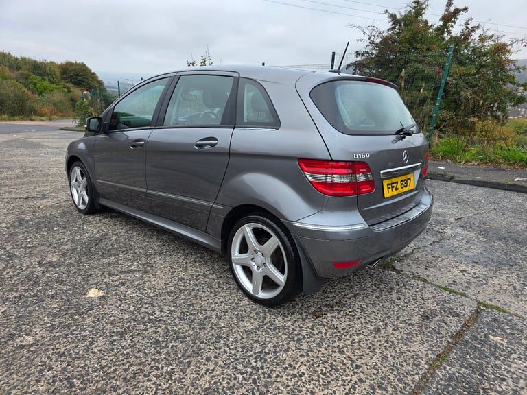 Mercedes-Benz b160 automatic petrol low miles 