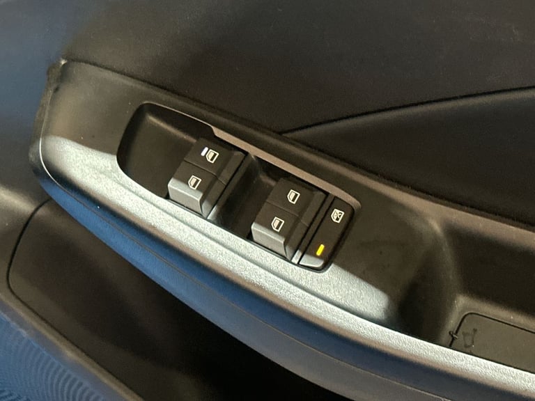 2025 MG MG3 1.5 Hybrid Trophy 5dr Auto HATCHBACK PETROL/ELECTRIC Automatic