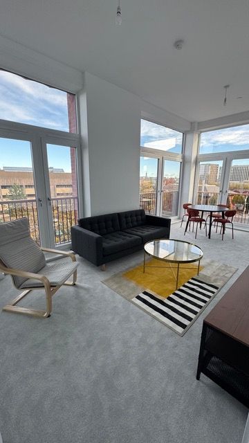 New build 2 bed apartment in central location