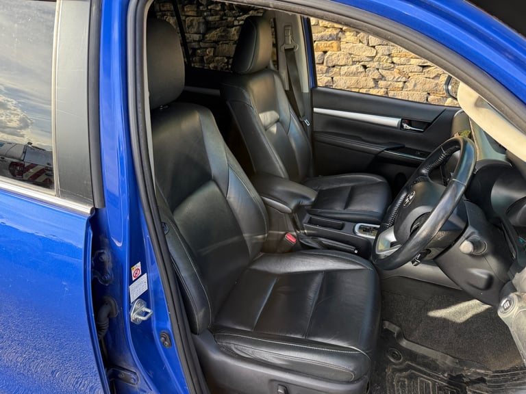 2019 Toyota Hilux INVINCIBLE X D/C 2.4 D4-D AUTO 4X4 BLUE PICK UP Diesel Automatic