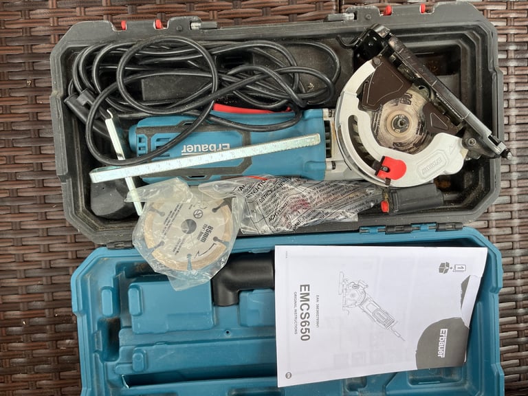 Small circular saw 