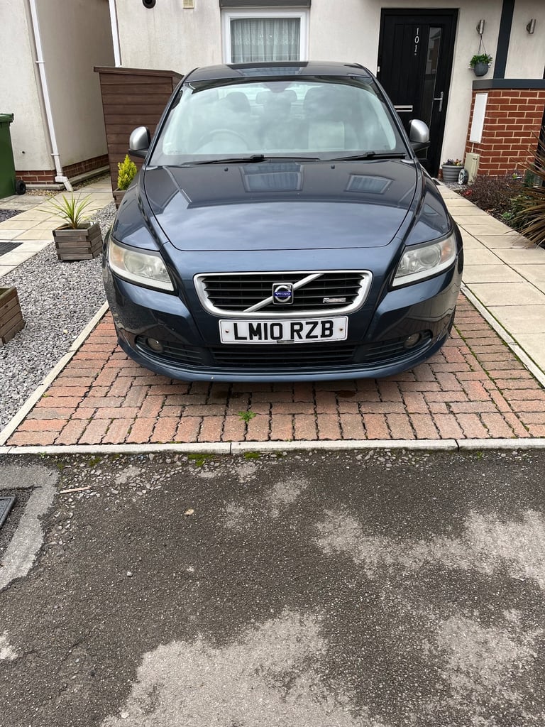 Volvo, S40, Saloon, 2010, Manual, 1560 (cc), 4 doors low miles 