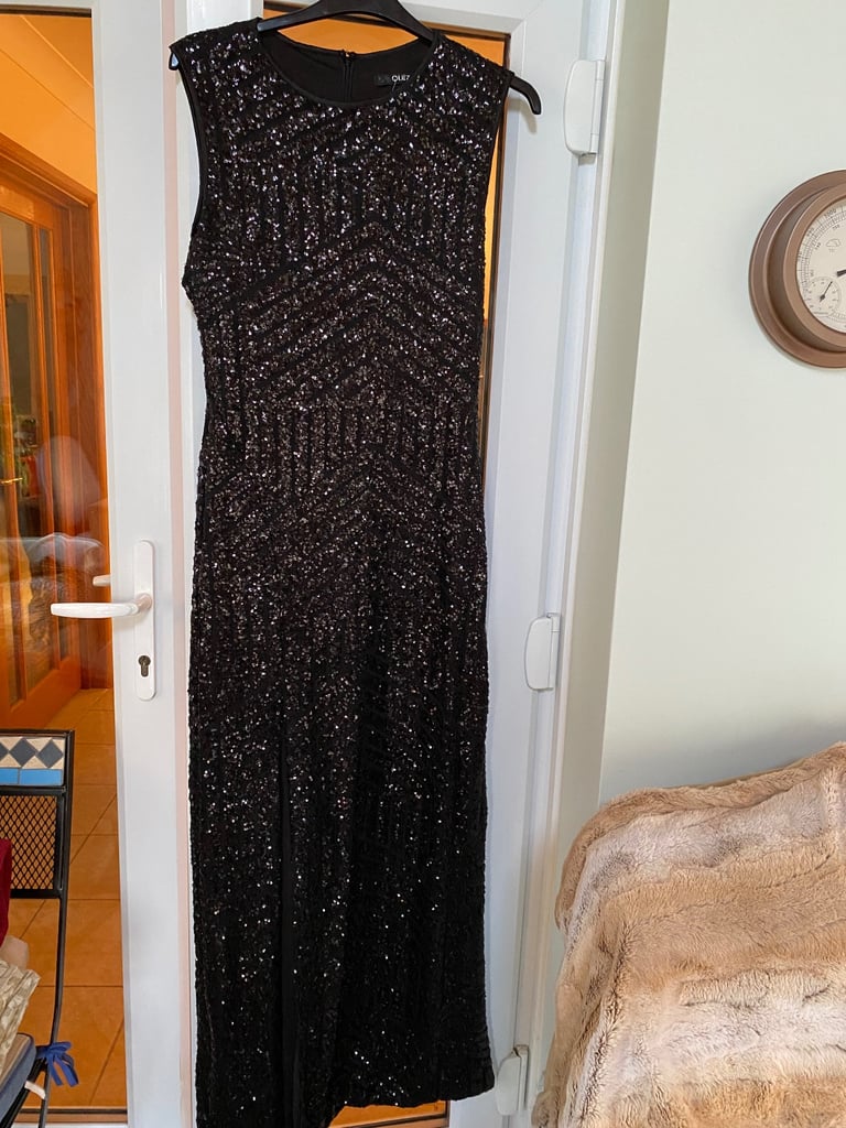 Quiz Beautiful Black Maxi Size GB size 18 Sequins Party/Cruise Evening Dress Like New