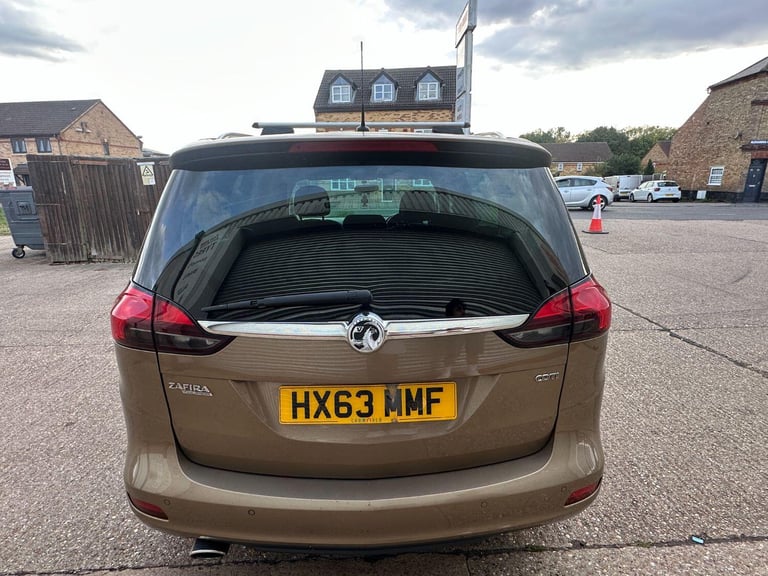VAUXHALL ZAFIRA TOURER 2.0 CDTi SRi 2013