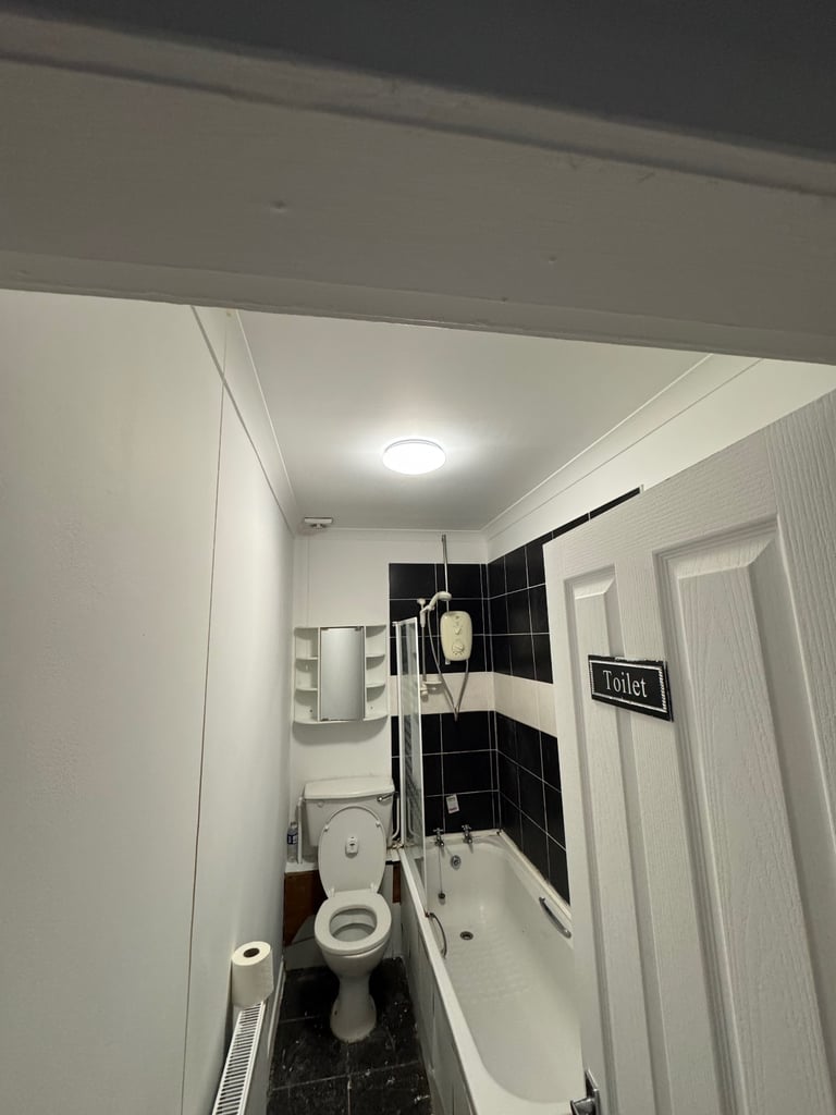 2 bedroom flat to rent in Dunfermline