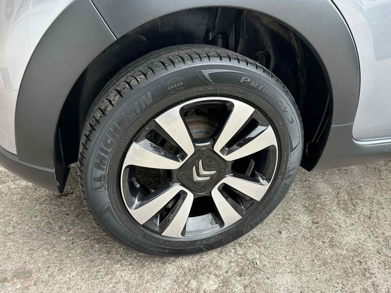 2018 Citroen C3 1.2 PureTech 82 Feel 5dr ULEZ FREE!! APPLEPLAY!! LOVELY LOW MILEAGE!!  HATCHBACK ...