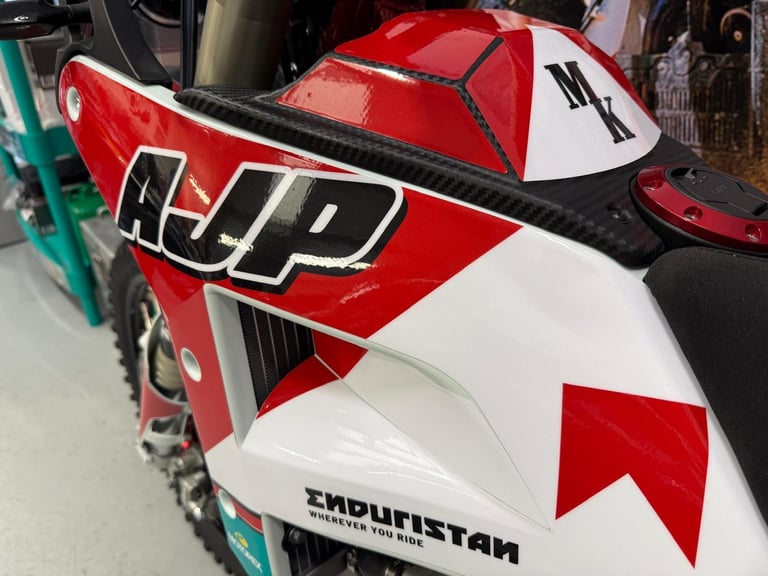 AJP PR7 (650cc) 2025 NEW