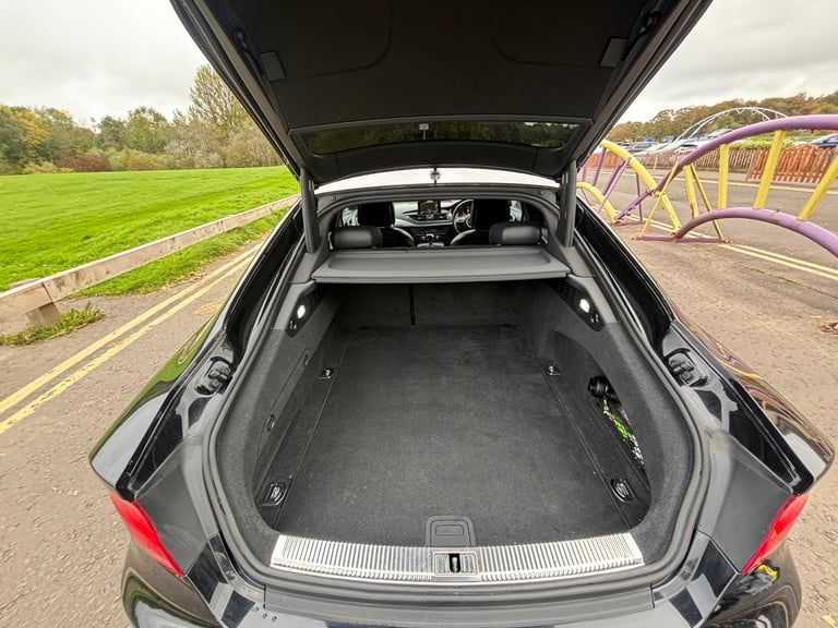 Audi, A7, Hatchback, 2011, Semi-Auto, 2967 (cc), 5 doors