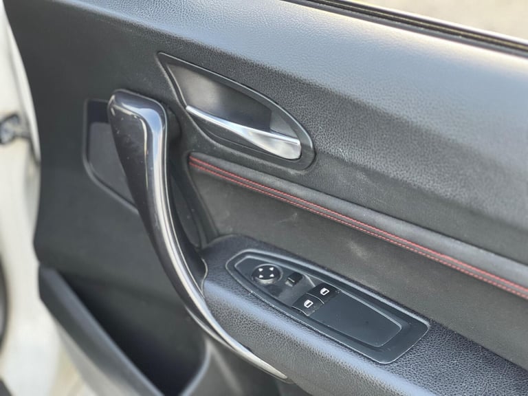 2014 BMW 1 Series 2.0 120d Sport Euro 5 (s/s) 3dr HATCHBACK Diesel Manual