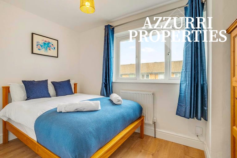 SHORT STAYS | 3 BED | MANOR PARK