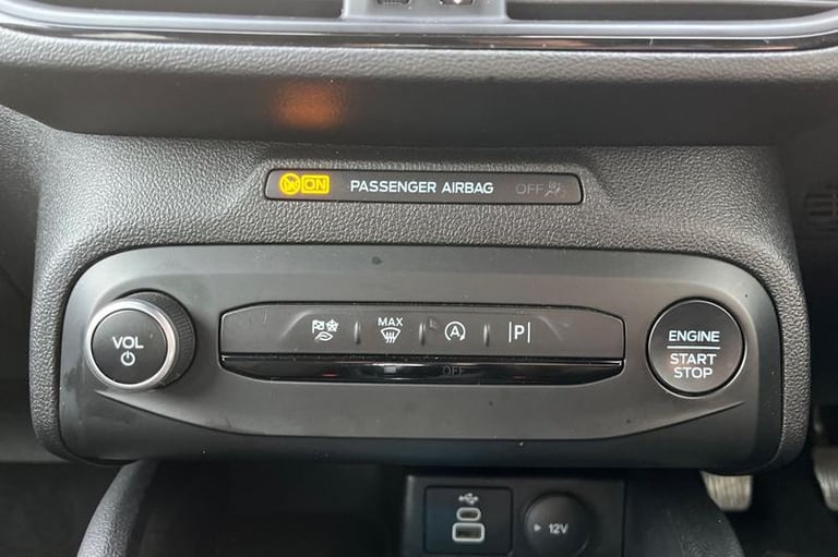 2023 Ford Focus 1.0 EcoBoost ST-Line 5dr ** Sync 4 - Touch Screen Navigation System ** Manu Hatch...