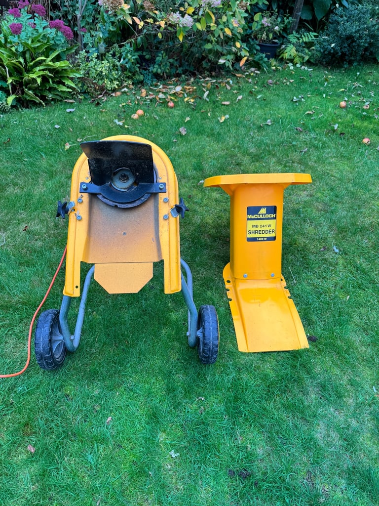 McCulloch MB 241 W Garden Shredder / Mulcher 1400W 240V in Excellent Condit