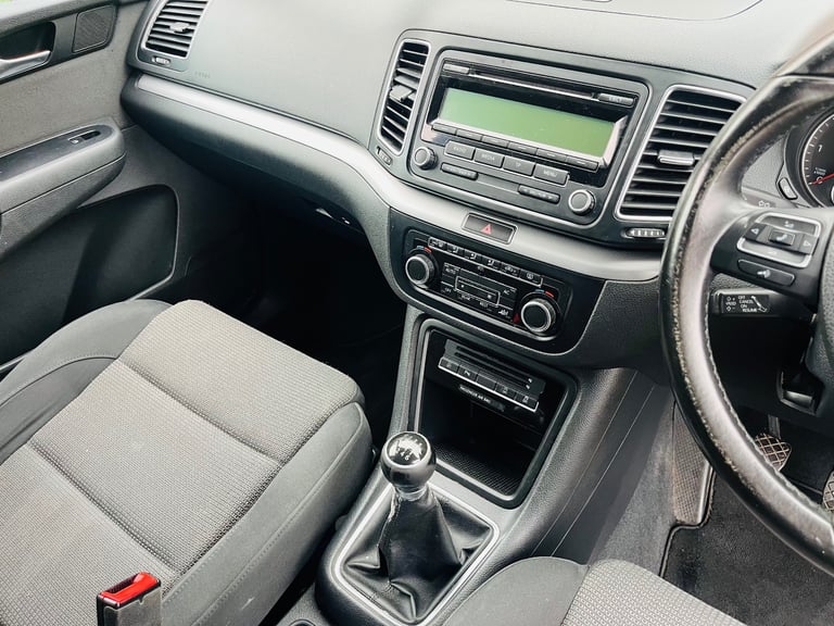 2011 Volkswagen Sharan Sport 2.0TDI 170 6 Speeds. 