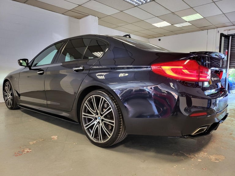 2017 BMW 5 Series 2.0 520d M Sport Auto xDrive Euro 6 (s/s) 4dr SALOON Diesel Automatic