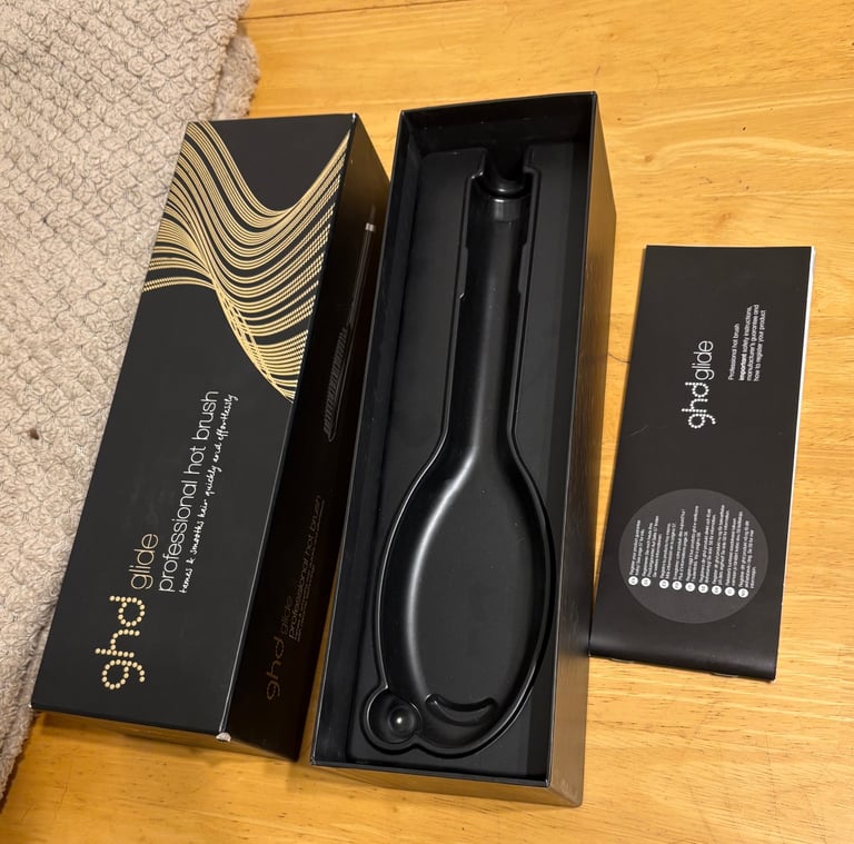 GHD Glide Hot brush