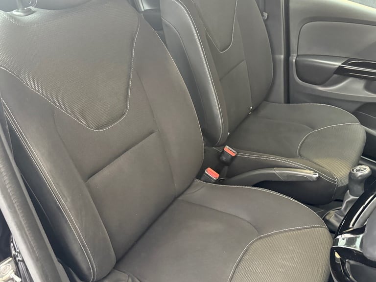 2014 Renault Clio 1.2 16V Dynamique MediaNav 5dr HATCHBACK Petrol Manual