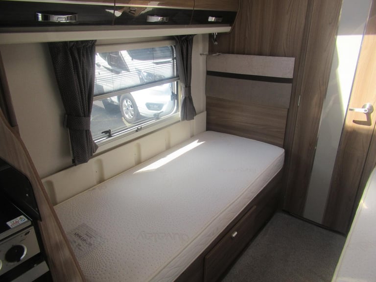 Swift Elegance 565