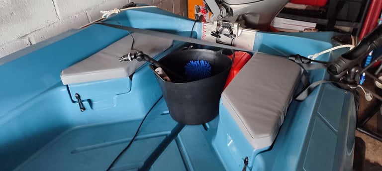 Polycraft Tuffy 300 2024 with Tohatsu 9.8hp 4 stroke 2025 and Extreme trailer