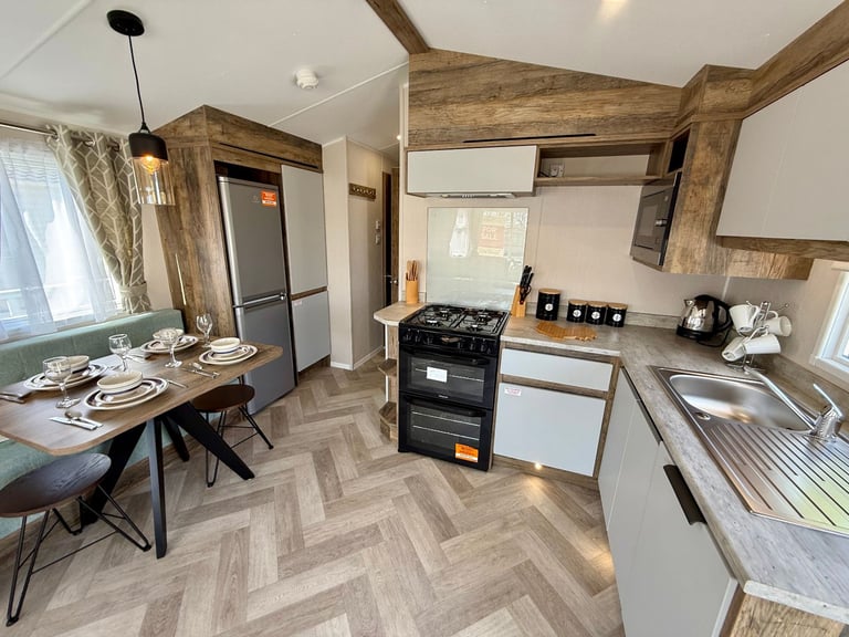 New Willerby Brookwood static caravan for sale at St Agnes Holiday Park, Truro -TR48HS 