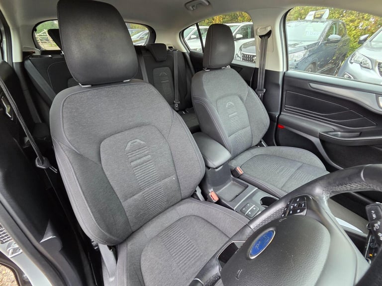 2020 Ford Focus 1.0T EcoBoost Active Auto Euro 6 (s/s) 5dr Petrol