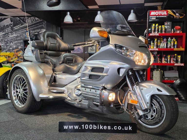 2009 HONDA GL1800 GOLDWING DELUXE EML MARTINIQUE TRIKE WITH DISABILITY CONTROLS