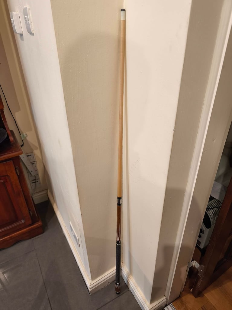 image for 58.5" inch American Pool Cue Stick with Irish Linen Wrap