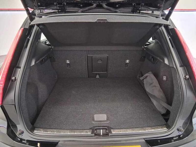 2020 Volvo XC40 1.5 T3 Inscription SUV 5dr ESTATE Petrol Automatic