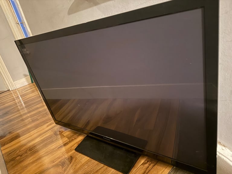 52’ Panasonic 