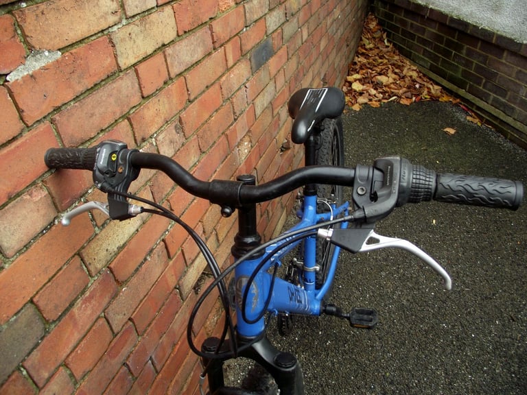 APOLLO PHAZE MOUNTAIN BIKE FOR SALE.CLEAN CONDITION.(FULLY SERVICED)