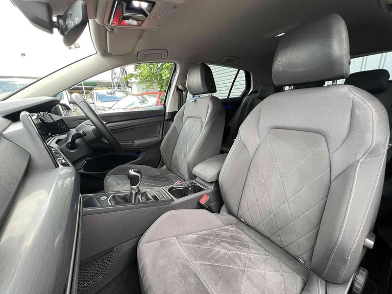 2020 Volkswagen Golf 1.5 TSI Style Euro 6 (s/s) 5dr Hatchback Petrol Manual
