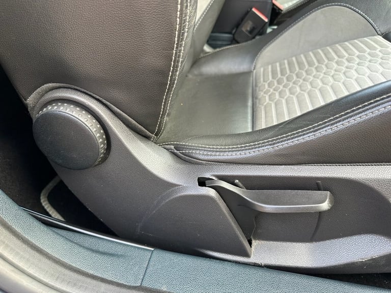 2011 Ford Fiesta 1.6 TD Zetec S Hatchback 3dr Diesel Manual (107 g/km, 94 bhp) Hatchback Diesel M...