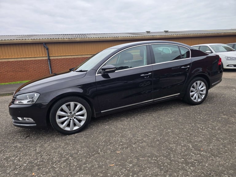2013 Volkswagen Passat 2.0 TDI Bluemotion Tech Highline 4dr DSG SALOON DIESEL Automatic