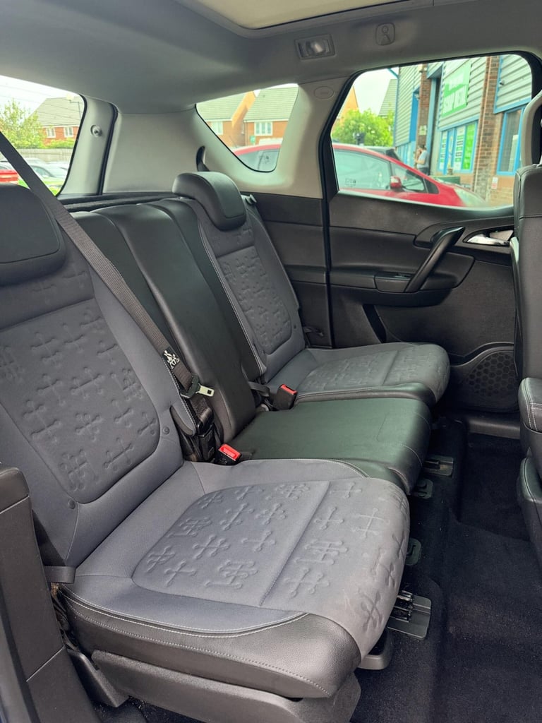 2015 Vauxhall Meriva 1.4i Turbo SE Euro 6 5dr MPV Petrol Manual