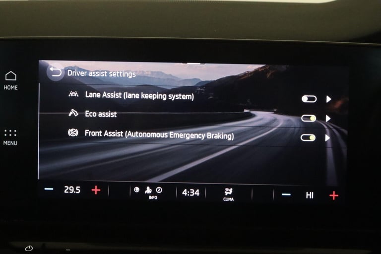 2020 Skoda Octavia 1.5 TSI ACT SE Technology Euro 6 (s/s) 5dr HATCHBACK Petrol Manual