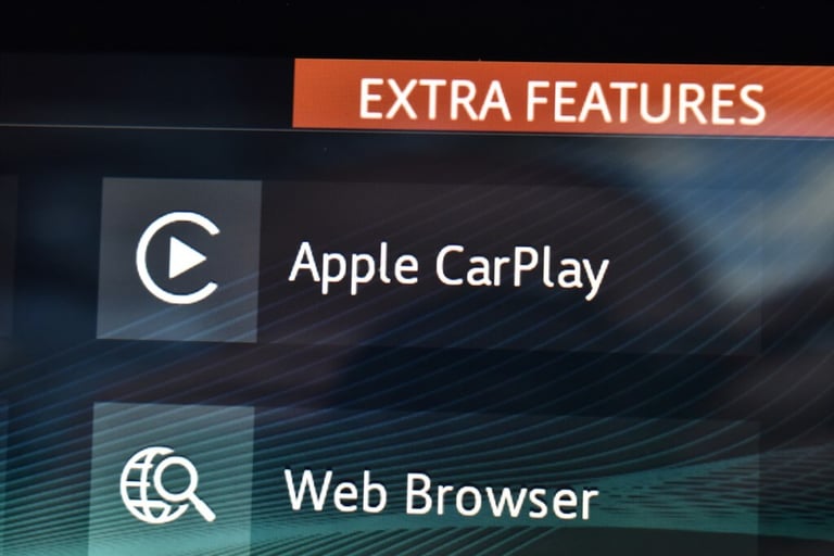 2021 Land Rover Range Rover Sport HSE SILVER+Panoramic Roof and Electric Deployable Tow Pack Esta...