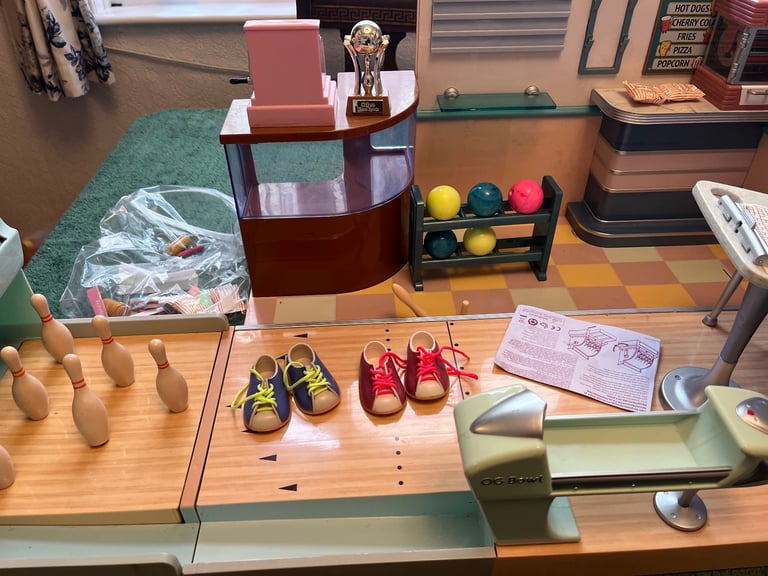 Our Generation Dolls Bowling Alley Play Set