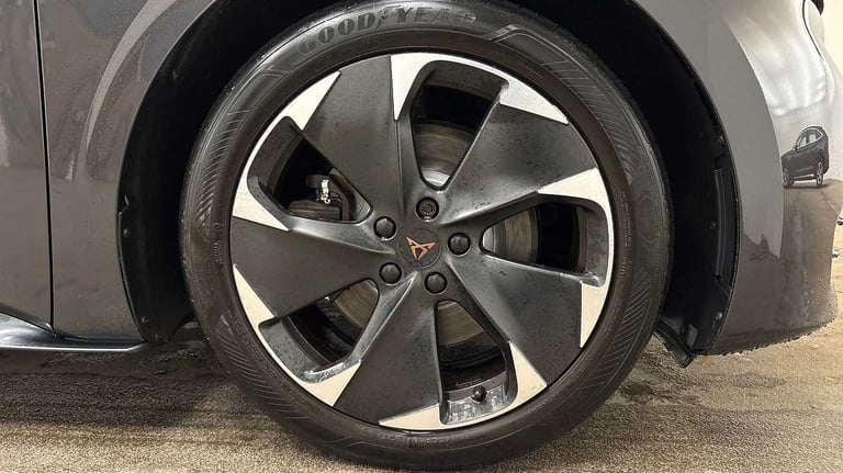 2022 Cupra Born 169kW e-Boost V2 58kWh 5dr Auto Hatchback Electric Automatic