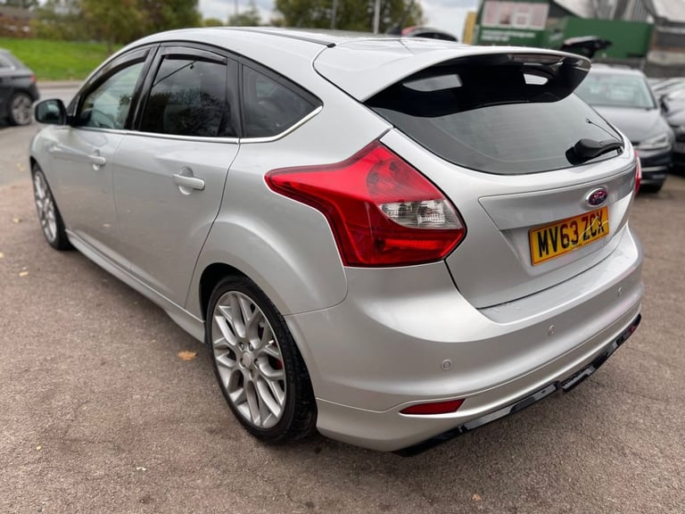 2013 Ford Focus 1.6 TDCi 115 Zetec S 5dr HATCHBACK DIESEL Manual