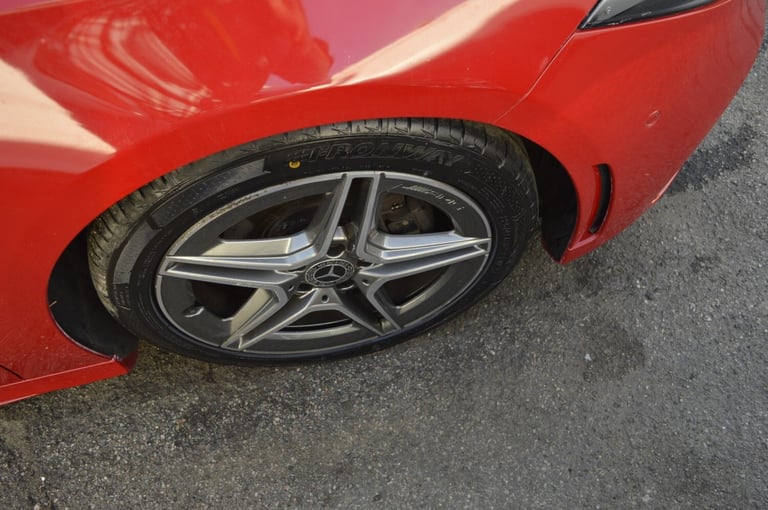 ONE OWNER,SAT NAV,AUTO,PETROL,FULL SERVICE HISTORY