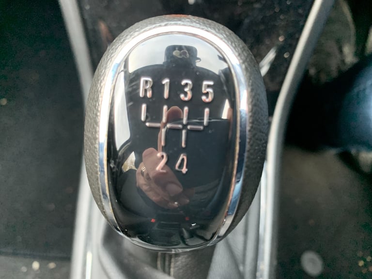 2017 Vauxhall Mokka X 1.6i Active 5dr HATCHBACK Petrol Manual