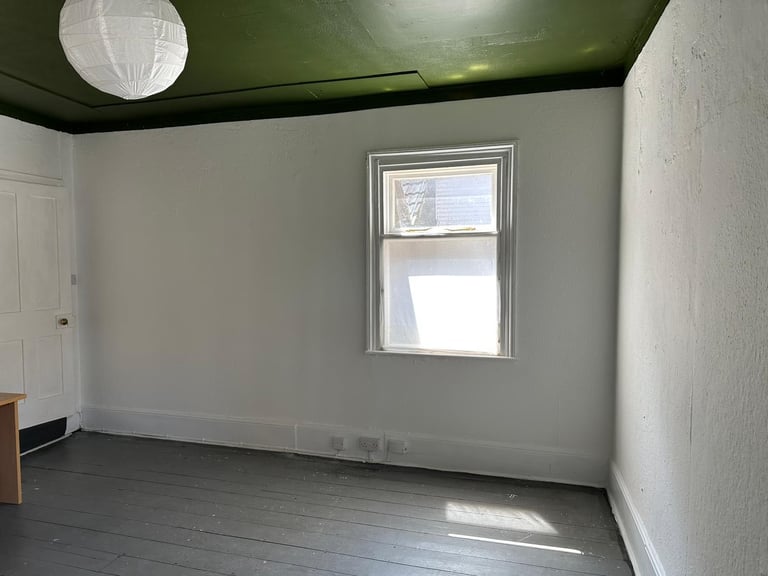 Fantastic Opportunity to Rent a Bright Spacious Office In the Heart of the Lanes Brighton