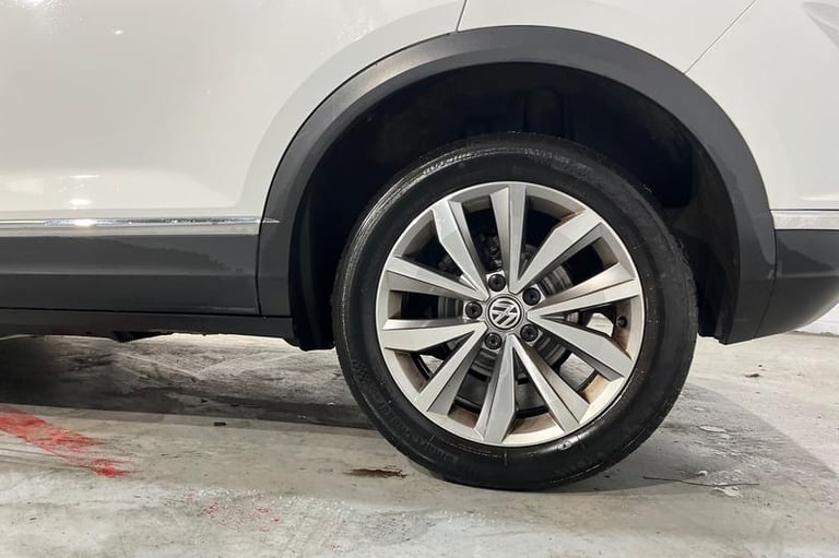 2019 Volkswagen T-Roc 1.0 TSI Design 5dr- Parking Sensors Manual Hatchback Petrol Manual