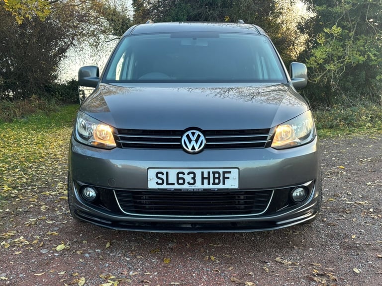 2013 Volkswagen Caddy Maxi 2.0 TDI 140PS Window Van*CREW CAB*TIMING BELT DONE*FULL SERVICE HISTOR...